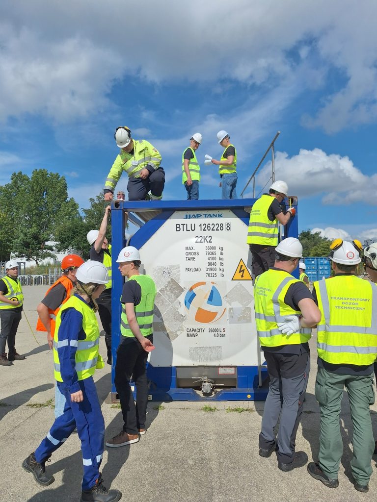 Przeglądy kontenerów zgodnych z Konwencją CSC’72